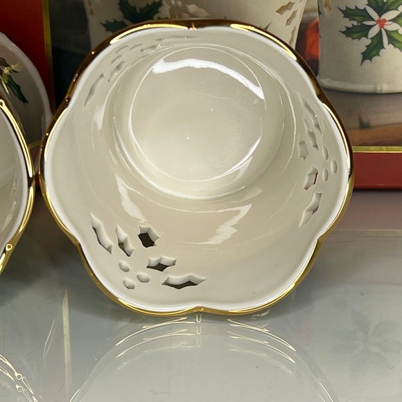 Lenox Holiday Pierced Votives Set of 2 Holly Berry Pattern New - Picture 12 of 16